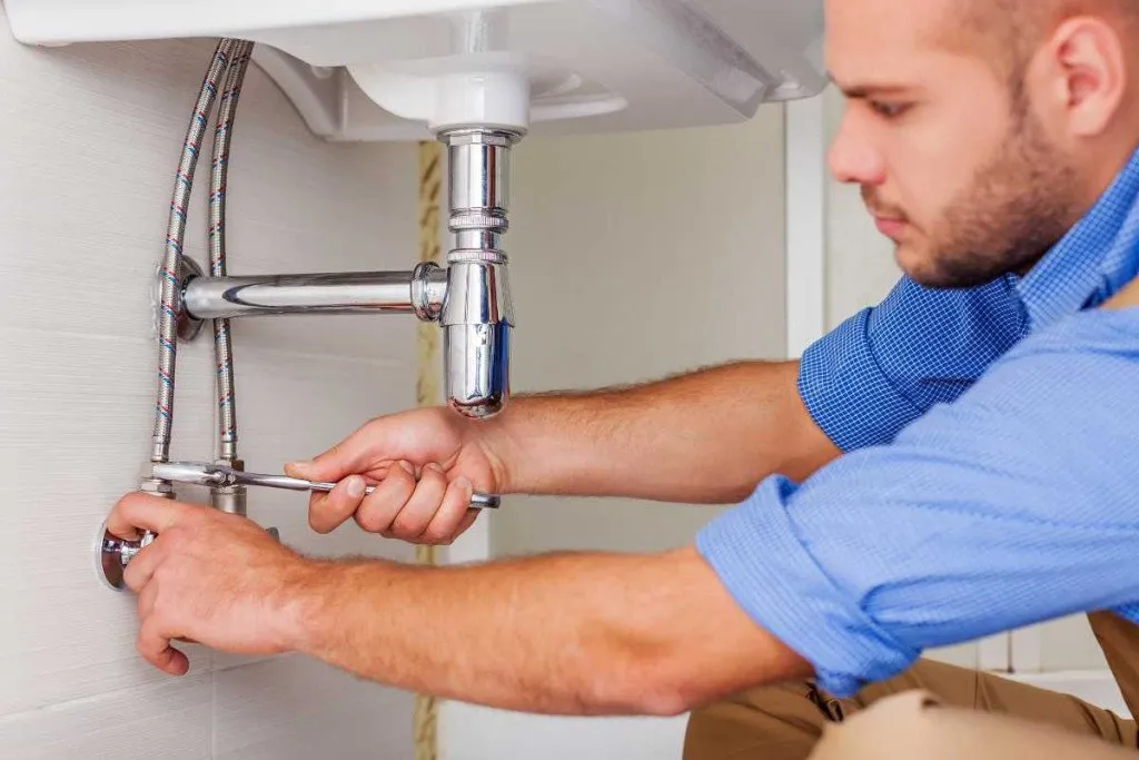 Choosing the Right Plumber in (City)