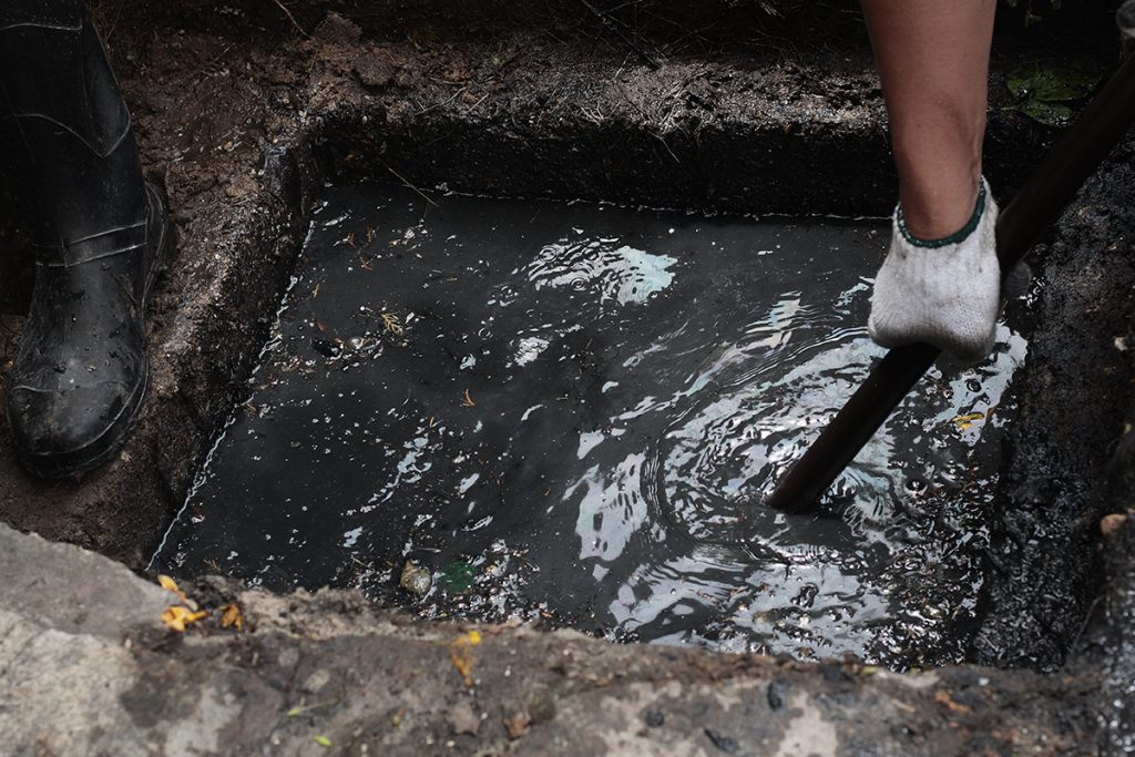 DIY vs Professional Septic Tank Maintenance