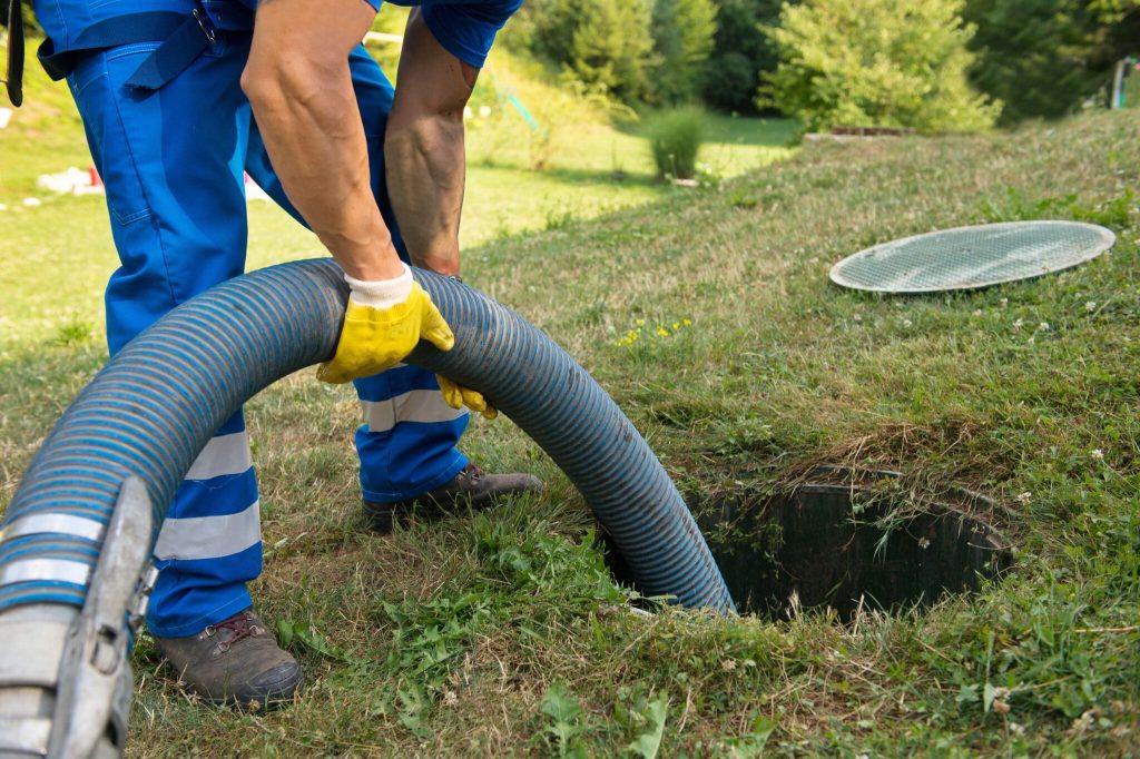 Sewer Line Replacement vs Unclogging Costs