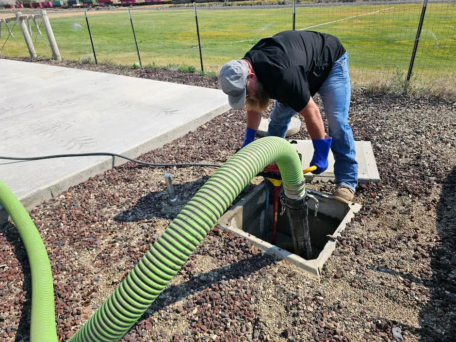 Septic Tank Pumping Service 3 About Sewer Solutions